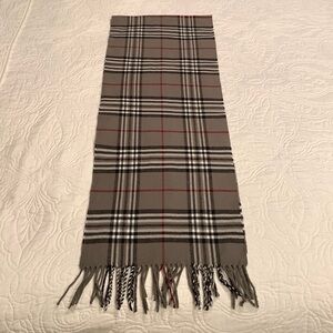 100% Cashmere Checkered Scarf Made in Scotland Unisex